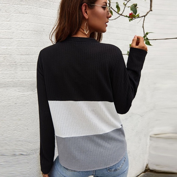 🌺YELLOW Tie Front Knit Cardigan🌺 - Picture 3 of 7